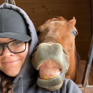 Meet your Posher, Shelby